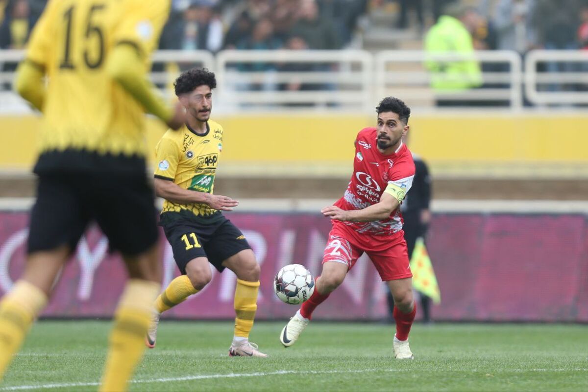 پرسپولیس مقابل سپاهان امتیاز بگیرد امیدهایش برای قهرمانی زنده می_ماند